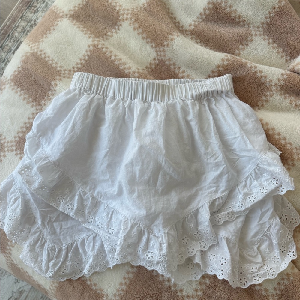 Divided White Elastic Waist Skirt